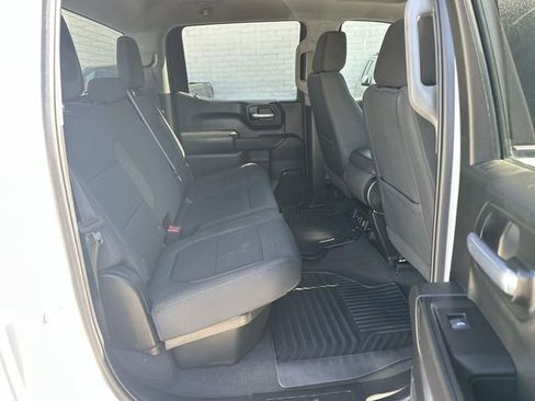 Used 2022 Chevrolet Silverado 1500 LT image 25