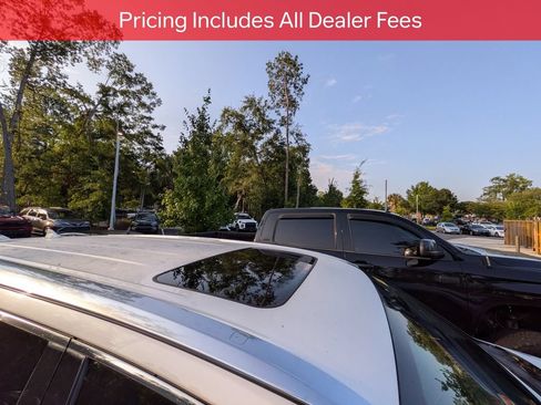 Used 2018 Toyota Highlander Limited FWD image 11