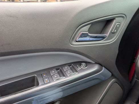 Used 2017 Chevrolet Colorado Z71 image 17