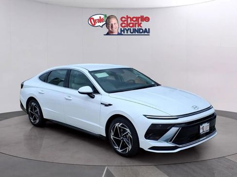 New 2026 Hyundai Sonata SEL FWD image 7