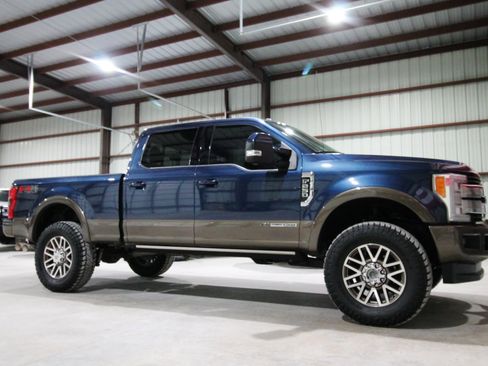 Used 2017 Ford F250 King Ranch w/ King Ranch Ultimate Package image 15