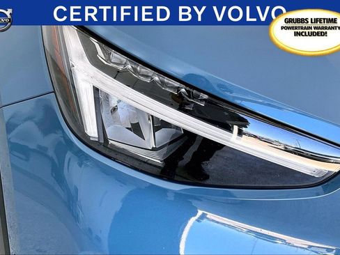 Used 2023 Volvo XC40 B5 Ultimate w/ Protection Package Premier image 39