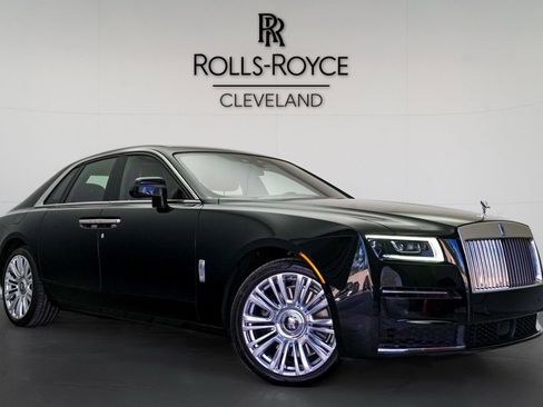 Used 2021 Rolls-Royce Ghost image 1