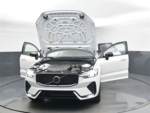 New 2026 Volvo XC60 B5 Plus w/ Protection Package Premier image 54