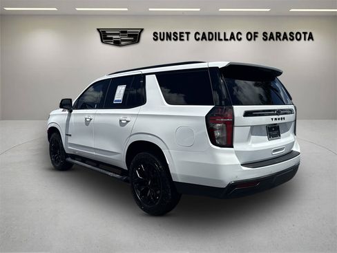 Used 2022 Chevrolet Tahoe Z71 w/ Luxury Package AWD/4WD image 6
