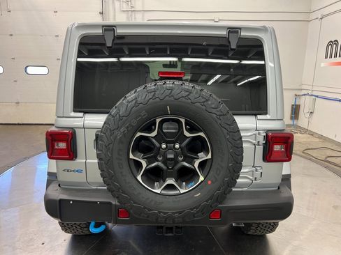 New 2023 Jeep Wrangler Unlimited Rubicon 4xe w/ Steel Bumper Group image 9