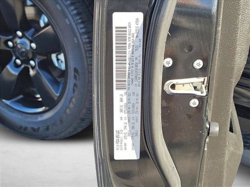 Used 2019 RAM 1500 Classic Warlock image 22