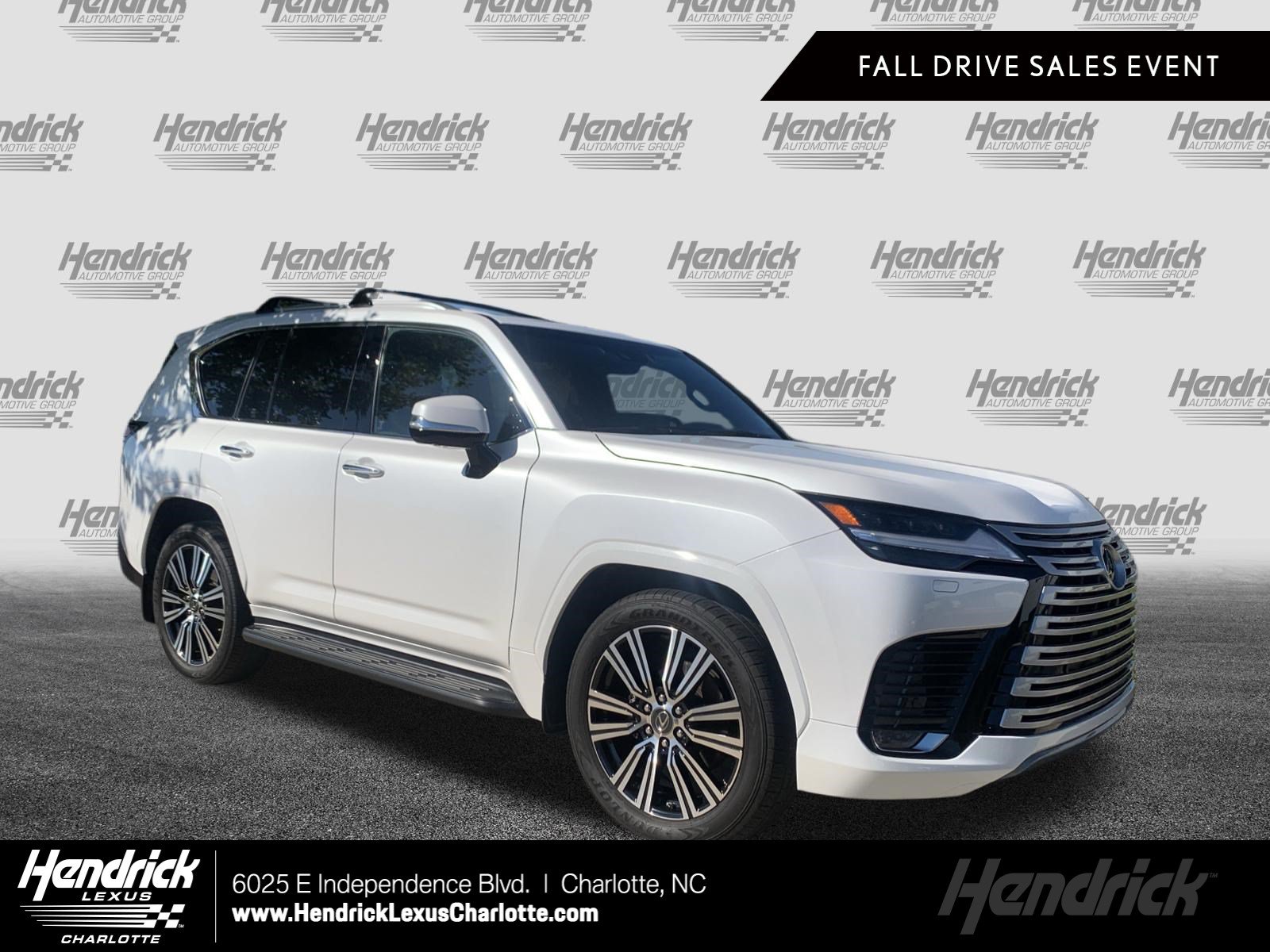 Used 2023 Lexus LX 600 4WD w/ Luxury Package image 1