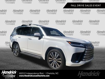 Used 2023 Lexus LX 600 4WD w/ Luxury Package