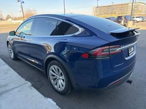 Used 2019 Tesla Model X 100D image 5