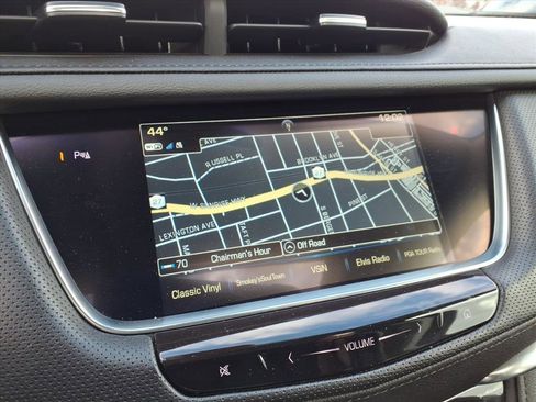 Used 2019 Cadillac XT5 Luxury image 31