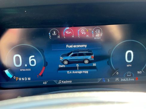 Used 2024 Ford Expedition Platinum image 12