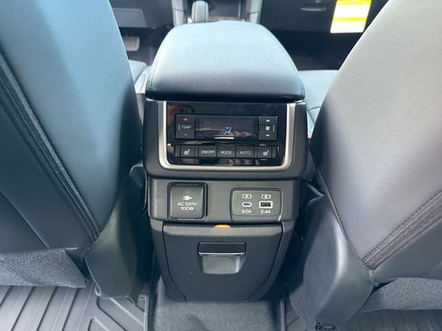 New 2026 Subaru Ascent Touring AWD/4WD image 17