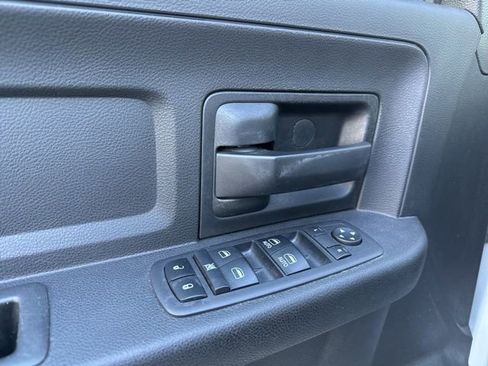 Used 2018 RAM 2500 Tradesman w/ Chrome Appearance Group AWD/4WD image 27