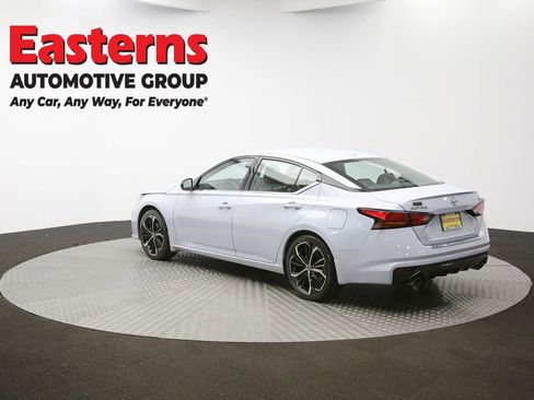 Used 2023 Nissan Altima 2.5 SR image 59
