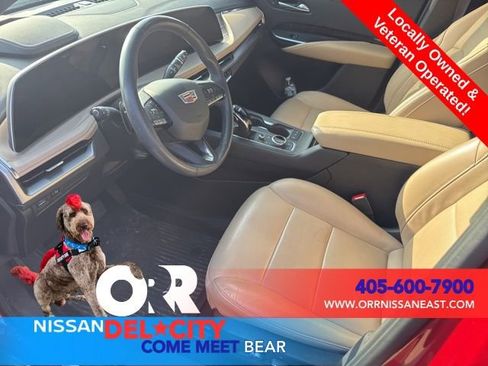 Used 2024 Cadillac XT4 Premium Luxury w/ Technology Package image 3