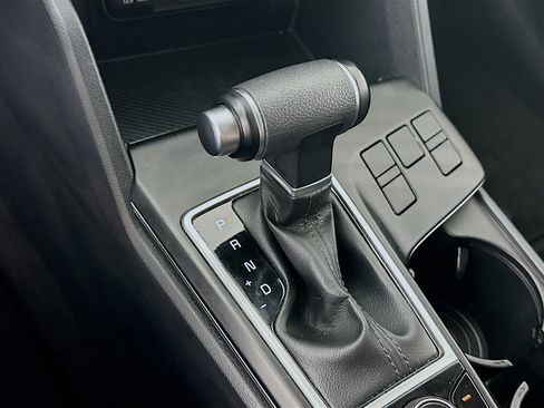 Used 2024 Kia Sportage LX image 23