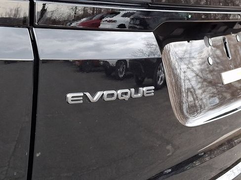 Used 2026 Land Rover Range Rover Evoque S image 31