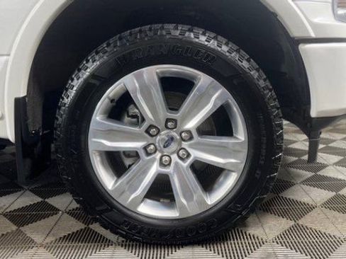 Used 2020 Ford F150 Platinum w/ Equipment Group 701A Luxury image 12