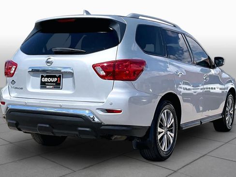 Used 2020 Nissan Pathfinder S FWD image 12
