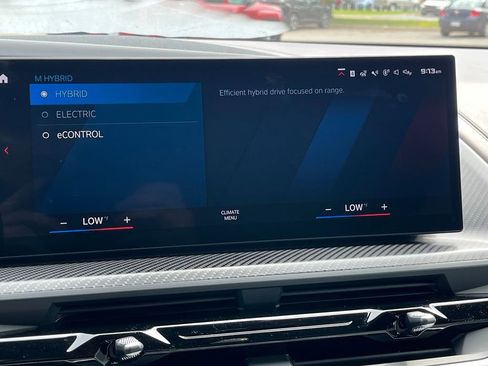 Certified 2023 BMW XM AWD/4WD image 43