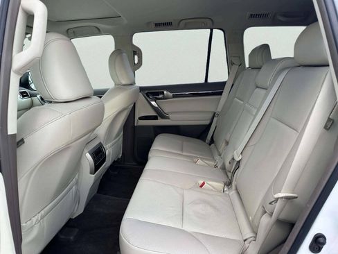 Used 2014 Lexus GX 460 w/ Premium Package AWD/4WD image 11