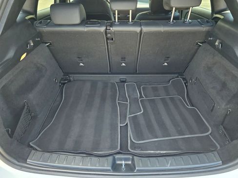 Used 2025 Mercedes-Benz GLA 250 image 35
