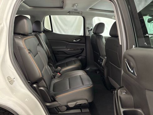 Used 2022 GMC Acadia AT4 w/ Technology Package image 14