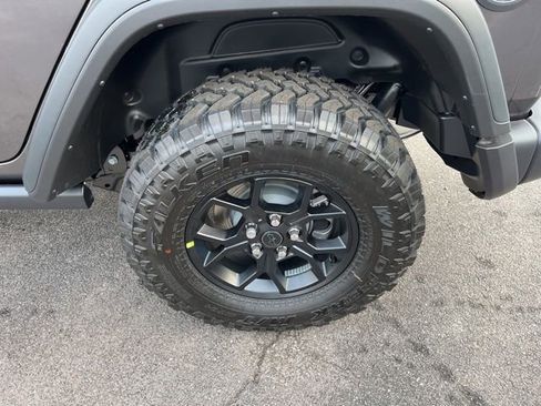 New 2026 Jeep Wrangler Unlimited Sport AWD/4WD image 19