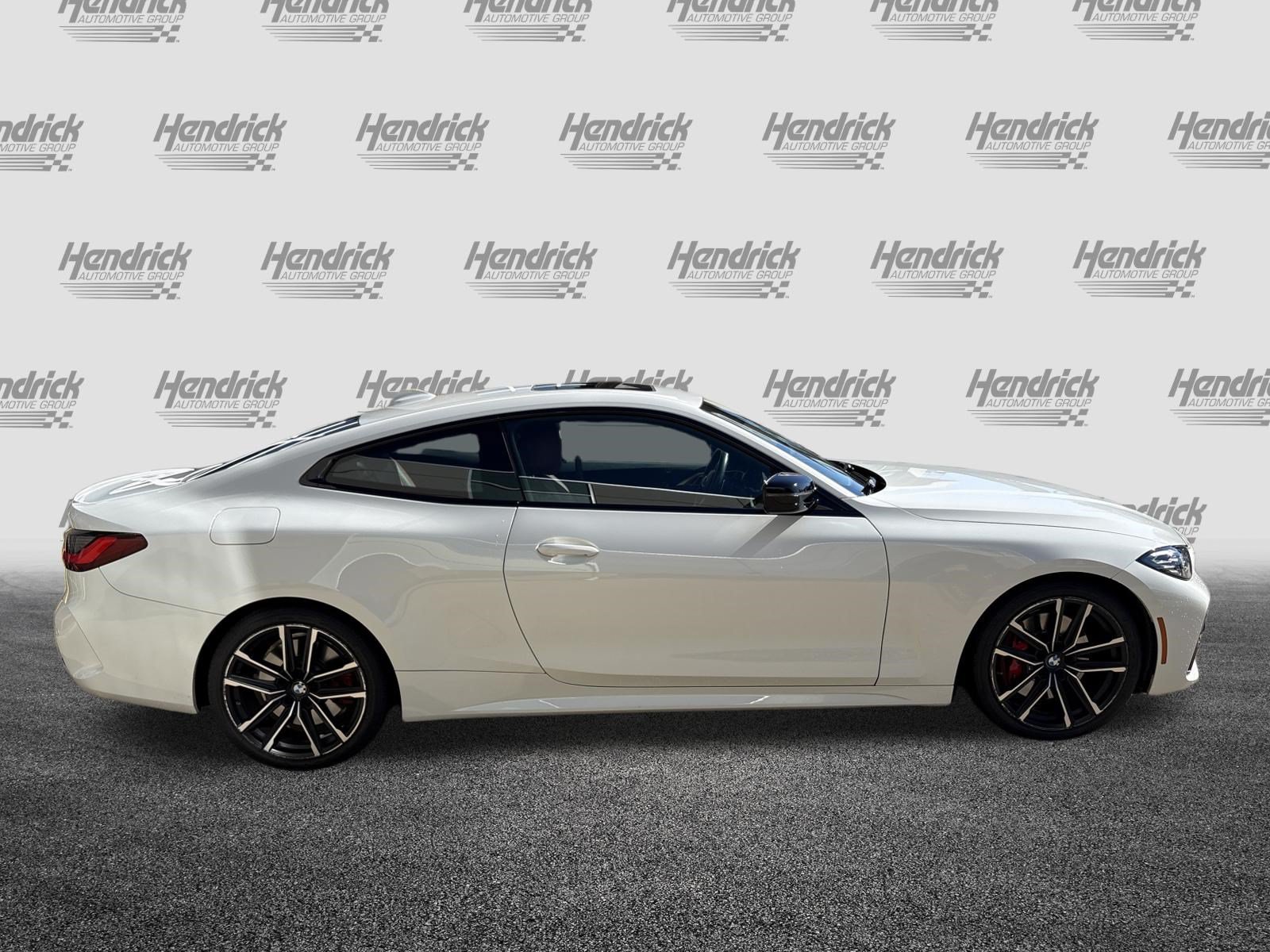 Used 2022 BMW 430i xDrive Coupe w/ M Sport Package AWD/4WD image 11