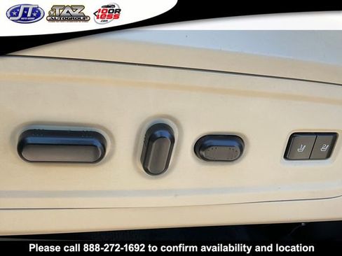 Used 2017 Lincoln Navigator Reserve AWD/4WD image 11