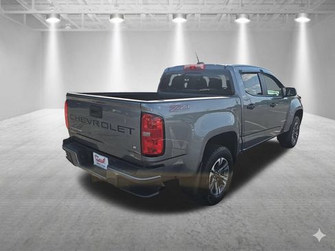 Used 2022 Chevrolet Colorado Z71 AWD/4WD image 5