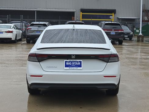 Used 2024 Honda Accord EX image 5