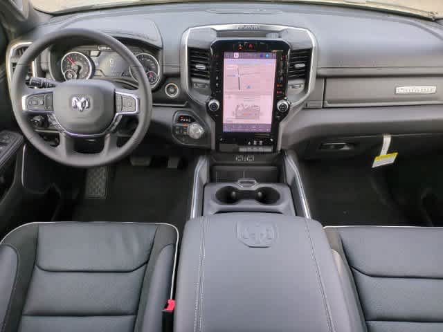 Used 2025 RAM 1500 Laramie AWD/4WD image 16