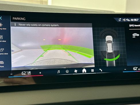 Used 2026 BMW X3 xDrive30 w/ Convenience Package image 23