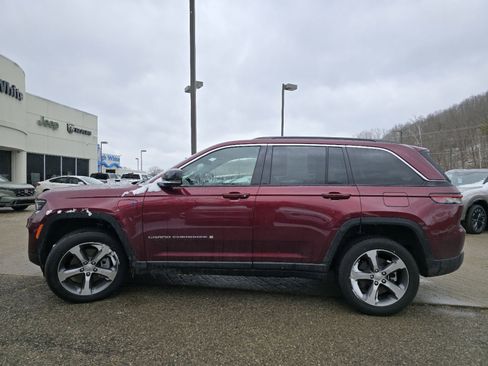 Used 2024 Jeep Grand Cherokee Limited 4xe w/ Luxury Tech Group II image 12