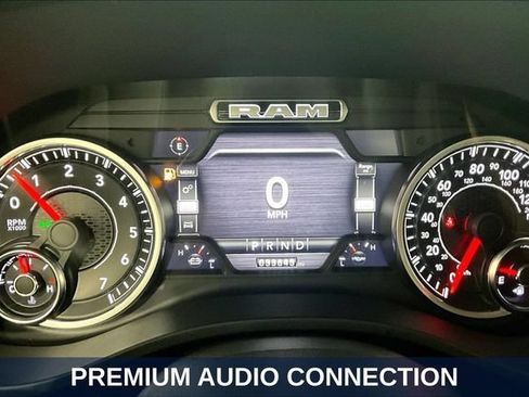 Used 2022 RAM 1500 Big Horn AWD/4WD image 19