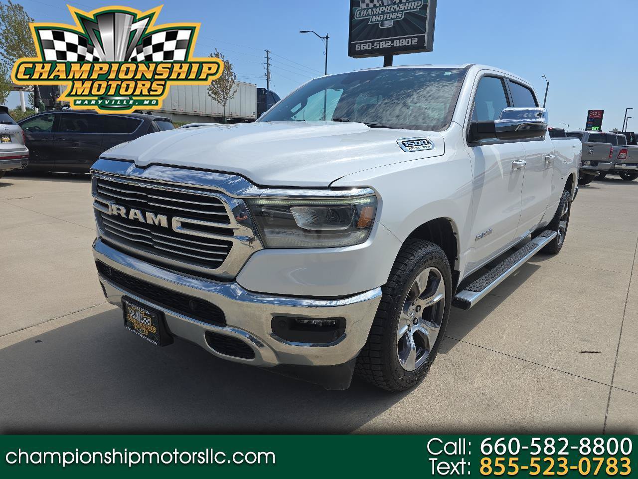 Used 2023 RAM 1500 Laramie AWD/4WD image 1