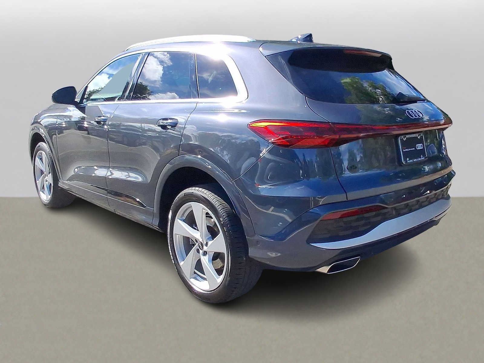 Certified 2025 Audi Q5 Premium w/ Premium Plus AWD/4WD image 28