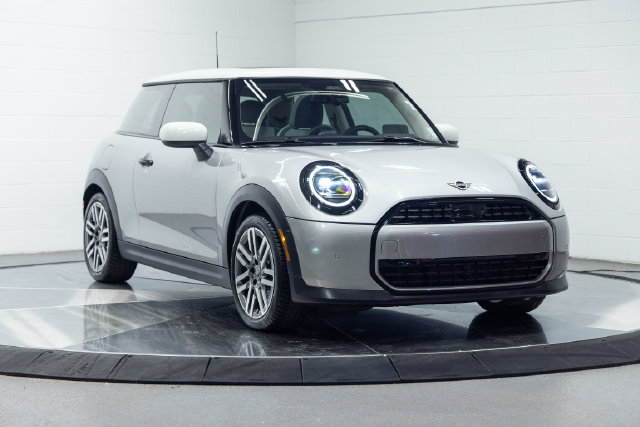 Certified 2026 MINI Cooper 2-Door Hardtop FWD image 5
