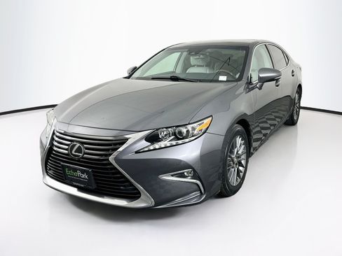 Used 2018 Lexus ES 350 w/ Navigation System Package FWD image 3