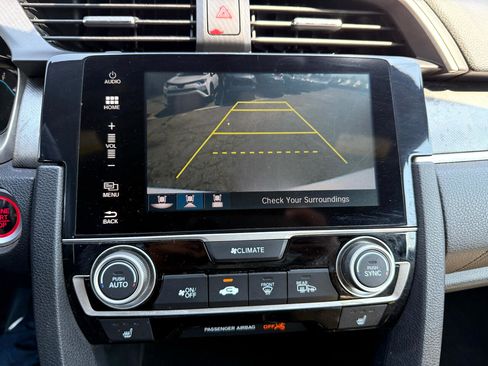 Used 2017 Honda Civic EX-L image 3