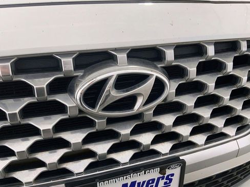 Used 2021 Hyundai Santa Fe SEL w/ Convenience Package image 27