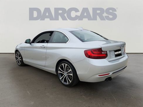 Used 2017 BMW 230i Coupe image 4