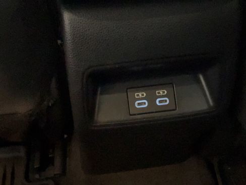 Certified 2025 Toyota Corolla LE w/ LE Premium Package FWD image 28