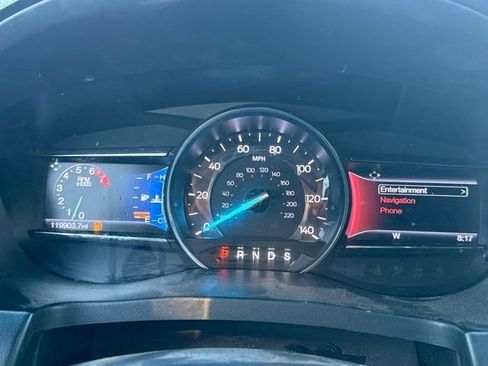 Used 2017 Ford Explorer XLT w/ Equipment Group 202A image 21