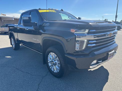 Used 2023 Chevrolet Silverado 3500 High Country w/ Z71 Off-Road Package image 3