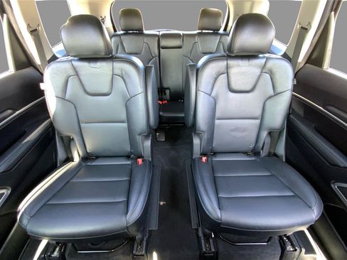 Used 2023 Kia Telluride S w/ S Sunroof Package AWD/4WD image 14