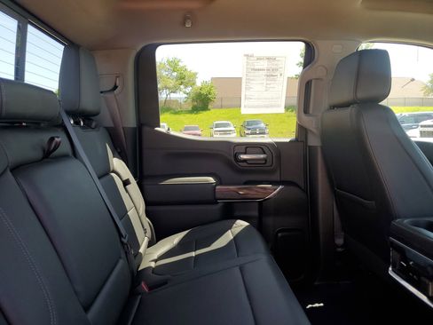Used 2022 Chevrolet Silverado 1500 LTZ AWD/4WD image 32