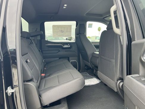 New 2026 GMC Sierra 1500 Elevation image 31